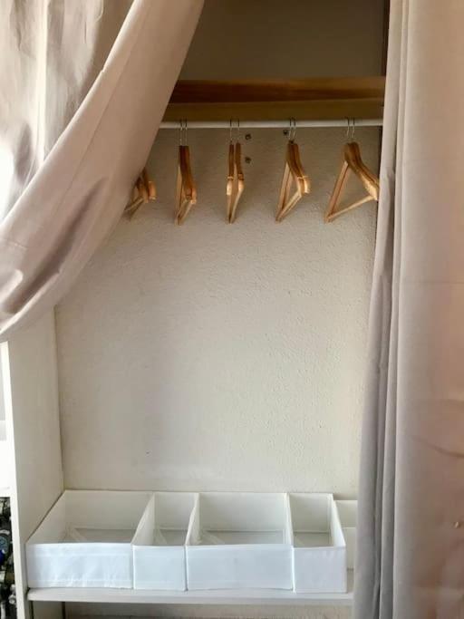 Charming Studio To Venelles 10 Minutes From Aix Экстерьер фото